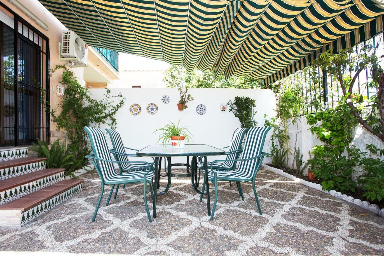 Monkó - El Patio De La Bugambilla Torremolinos Exterior foto
