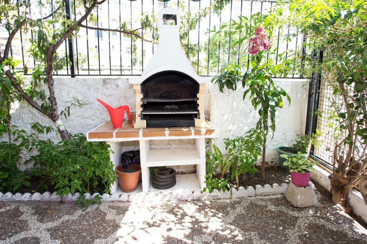 Monkó - El Patio De La Bugambilla Torremolinos Exterior foto