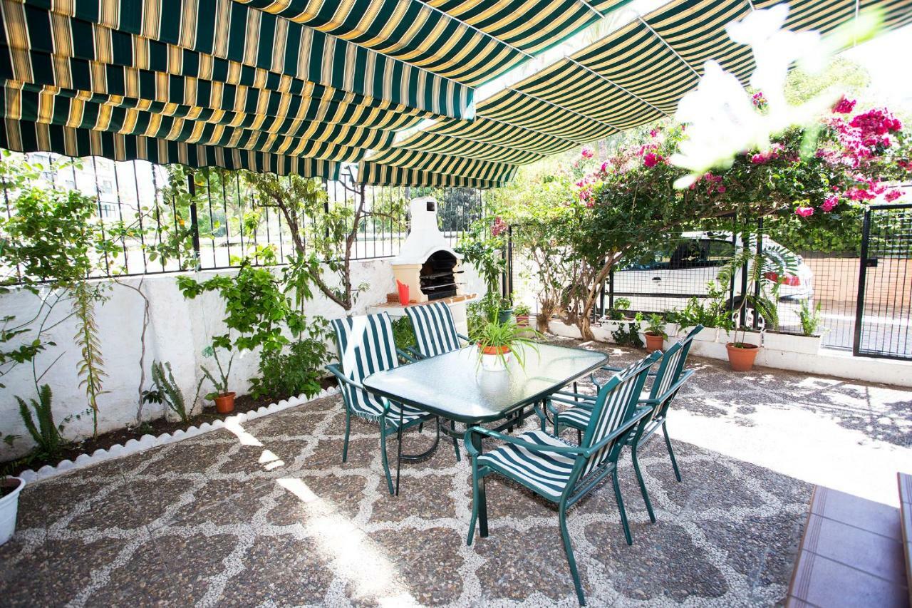 Monkó - El Patio De La Bugambilla Torremolinos Exterior foto